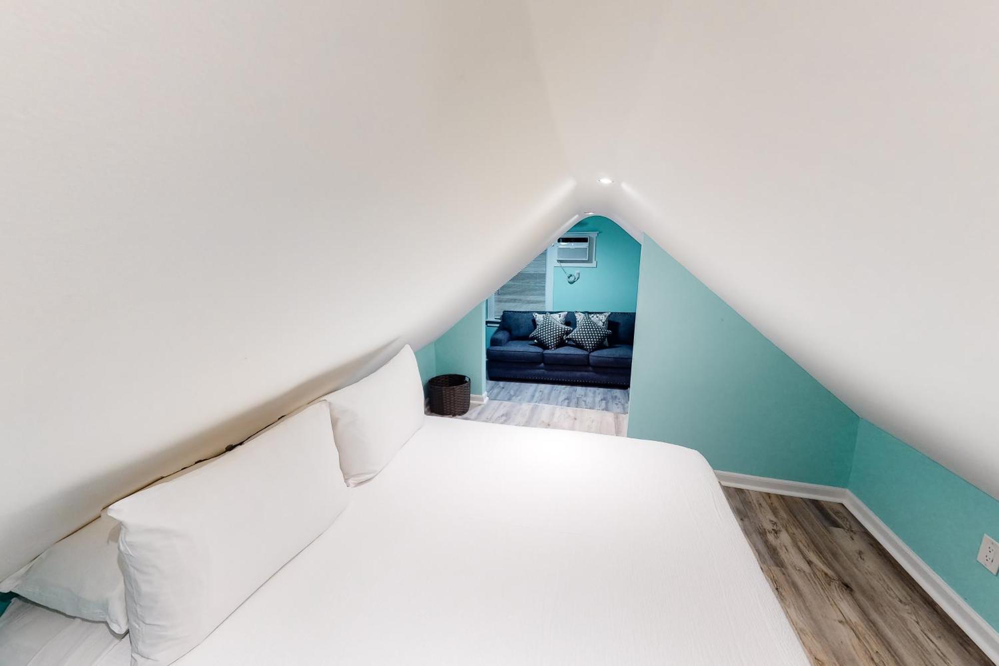Truman Key West Room photo